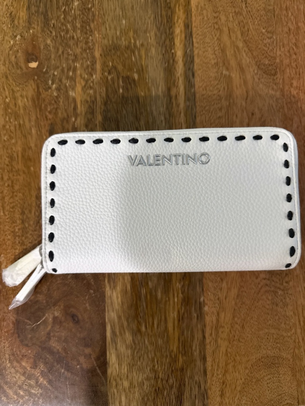 VALENTINO Malibu RE Zip Around Wallet with black stitching